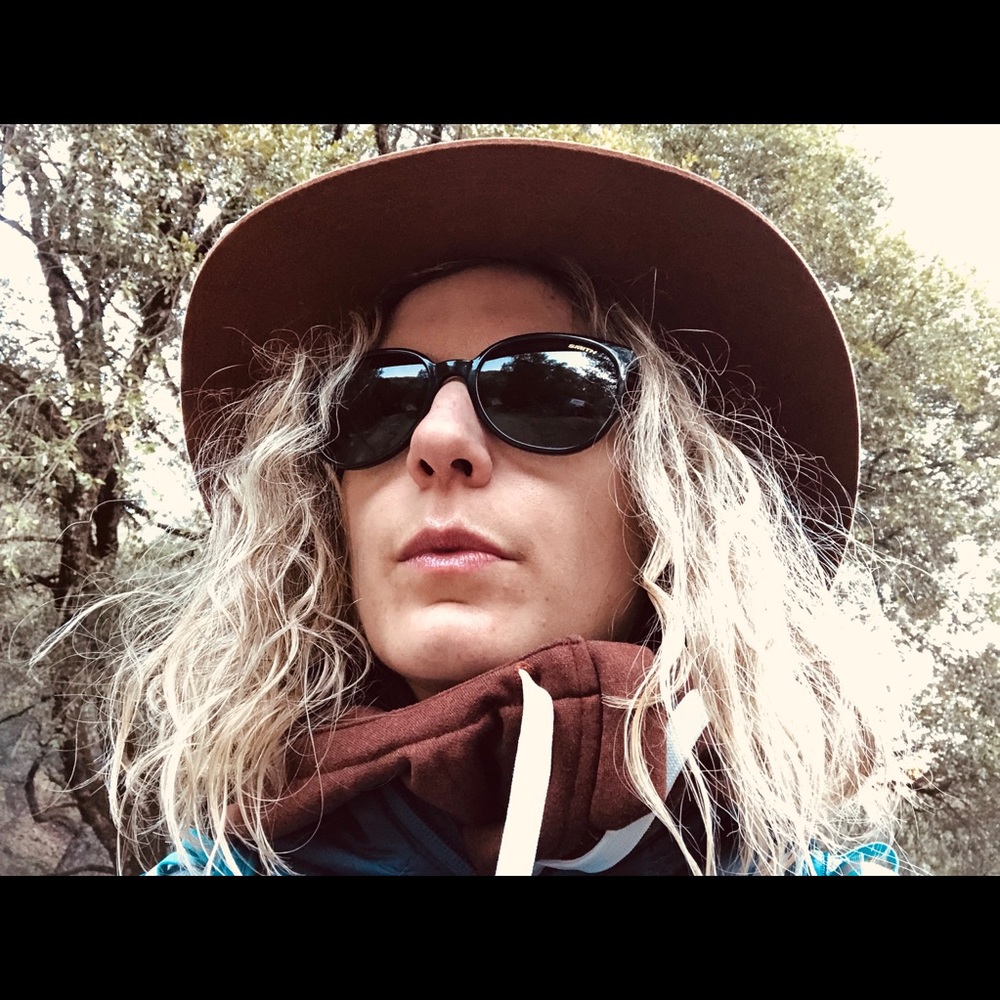 Meet your Posher, Camille